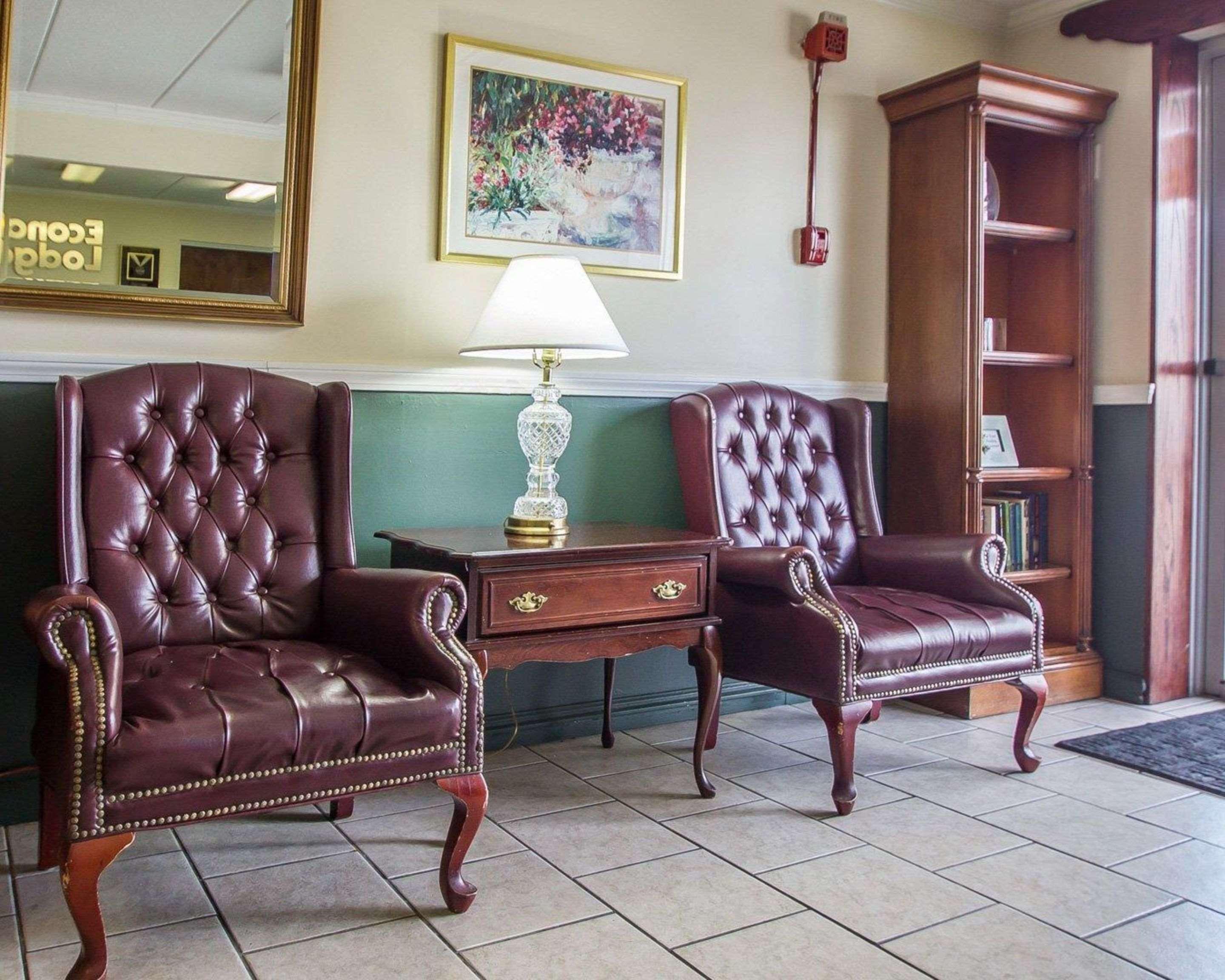 Econo Lodge Inn & Suites Airport Windsor Locks Zewnętrze zdjęcie